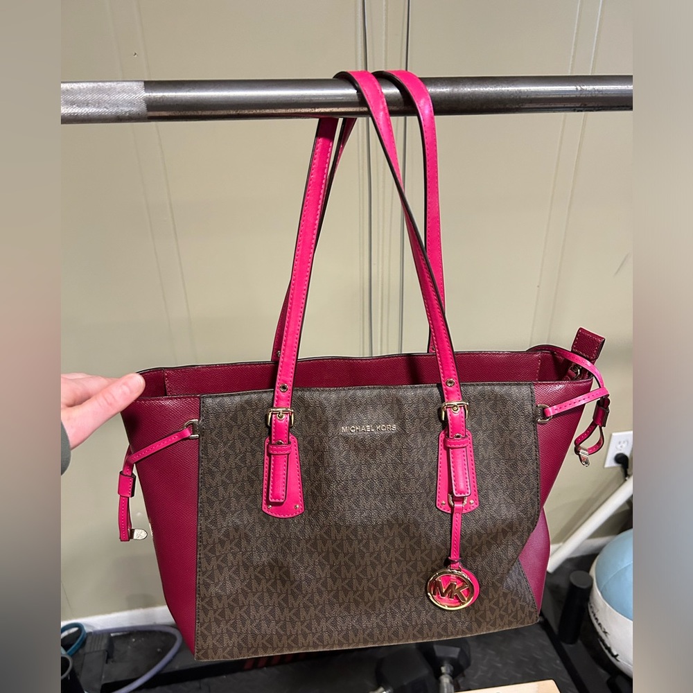 Michael Kors Tote Bag, medium to large